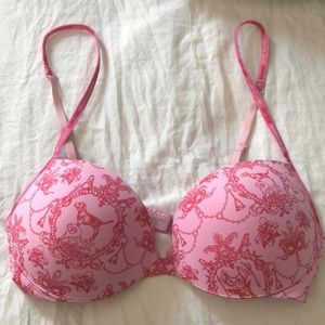 VS PINK push-up bra